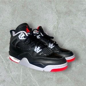 Boys’ Air Jordan Retro 4’s Size 6.5